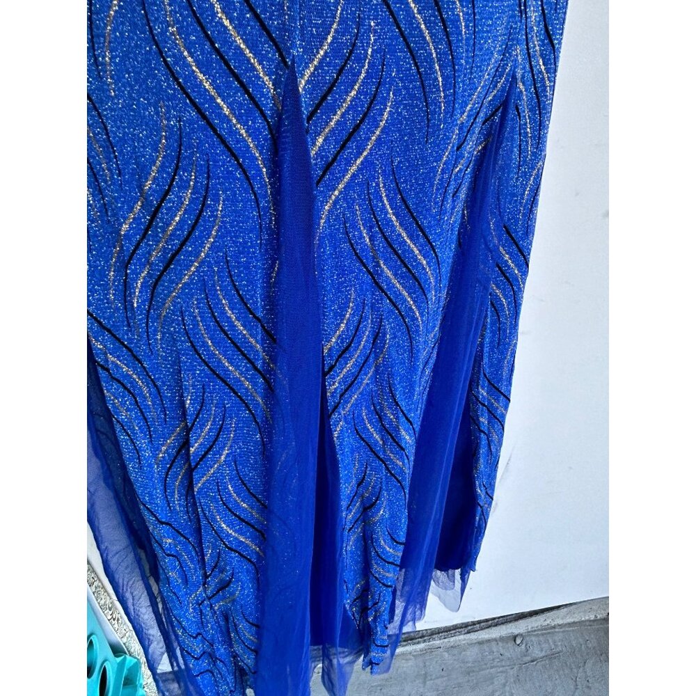 Elegant Blue Sleeveless Evening Gown With Shimmering Detail & Sheer Neckline - Picture 8 of 8